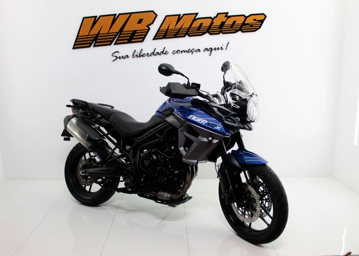 TRIUMPH TIGER 800 XRX