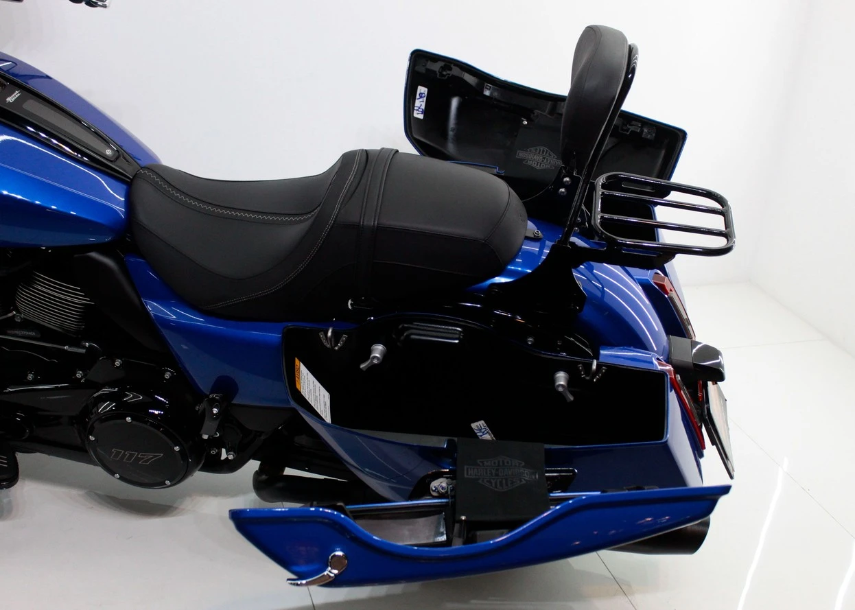 HARLEY-DAVIDSON STREET GLIDE