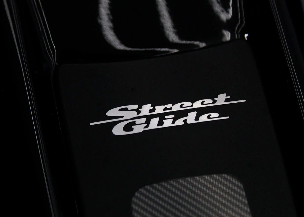 HARLEY-DAVIDSON STREET GLIDE