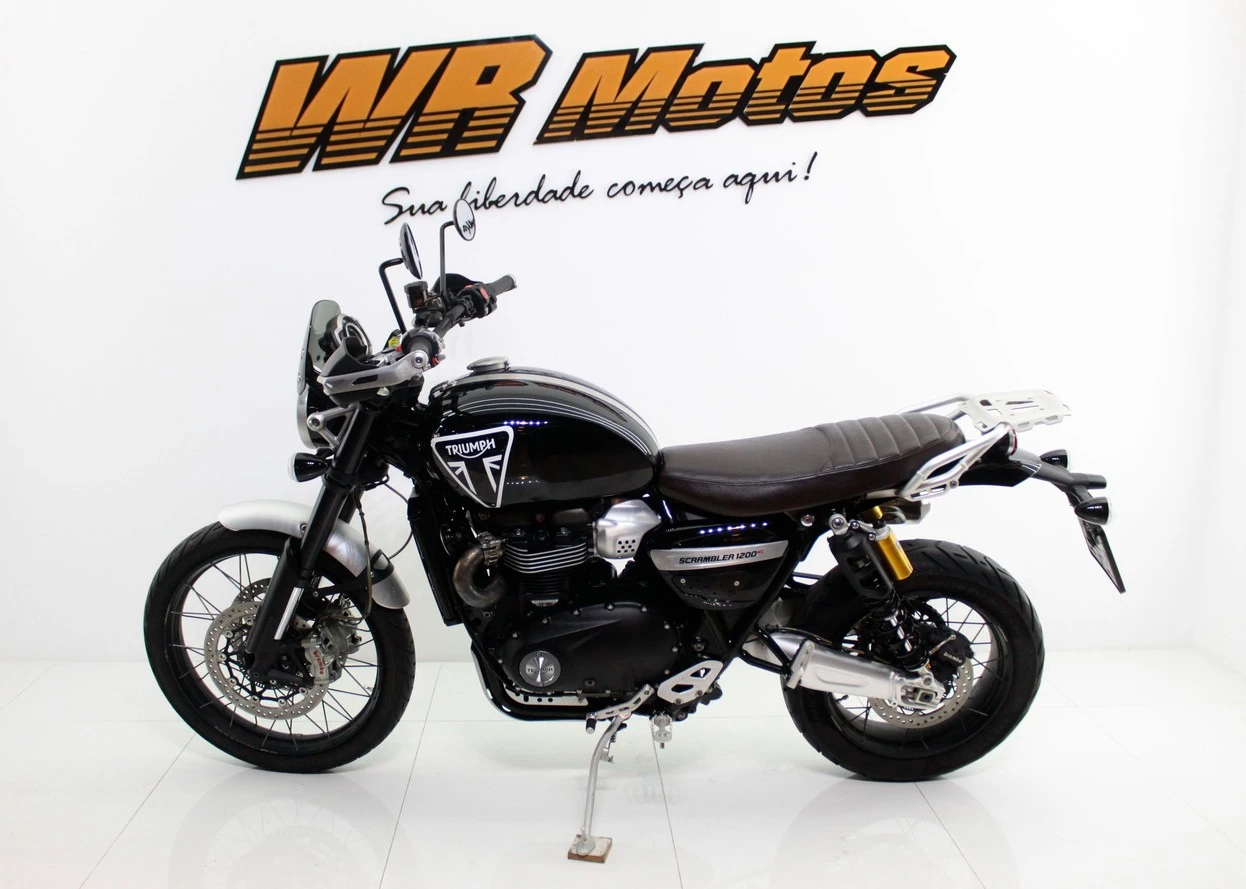 TRIUMPH BONNEVILLE SCRAMBLER 1200 XC