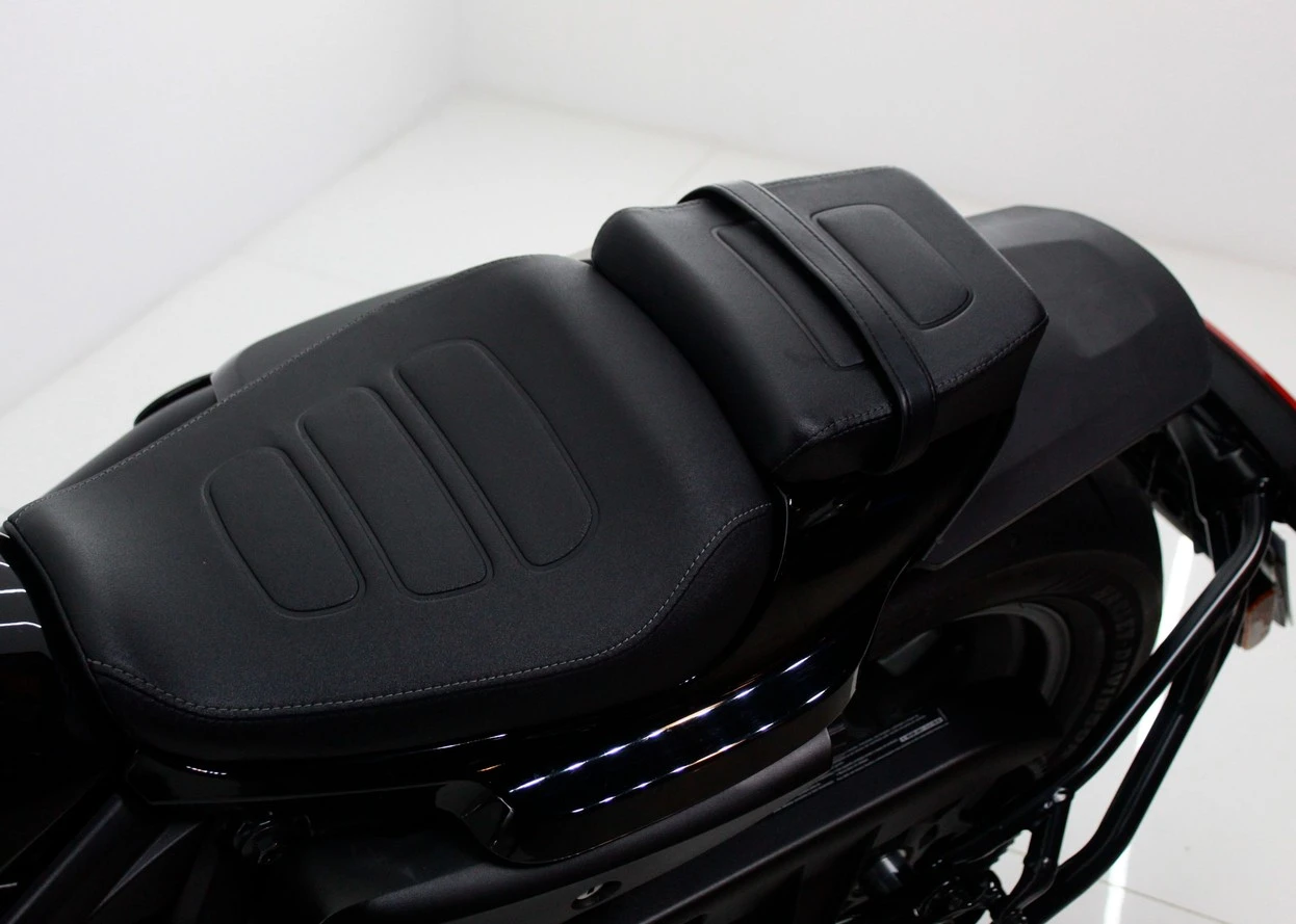 HARLEY-DAVIDSON SPORTSTER S