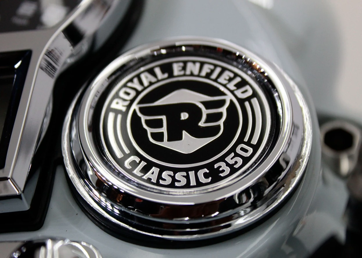 ROYAL ENFIELD CLASSIC 500