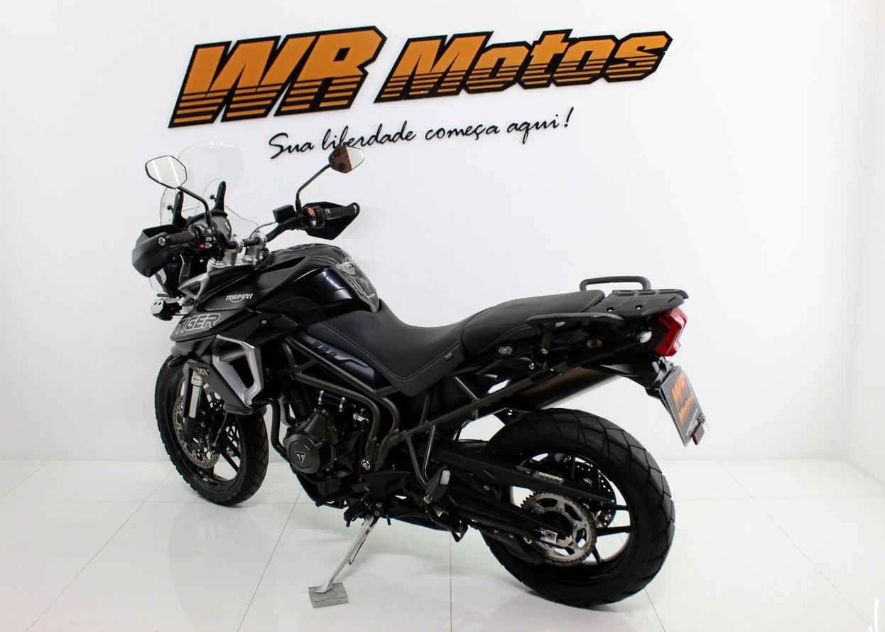 TRIUMPH TIGER 800 XRT