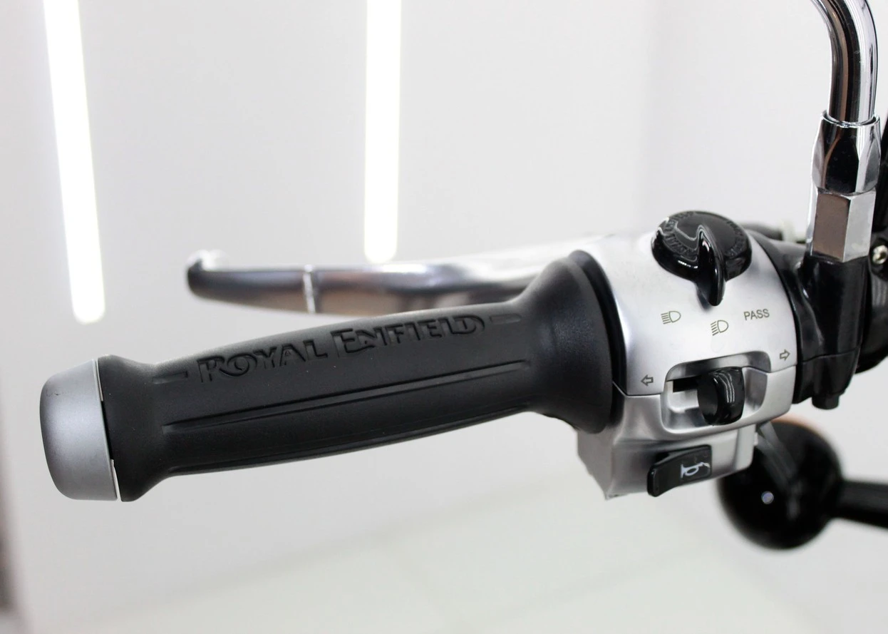 ROYAL ENFIELD SUPER METEOR 650