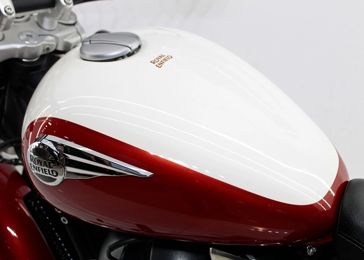 ROYAL ENFIELD SUPER METEOR 650