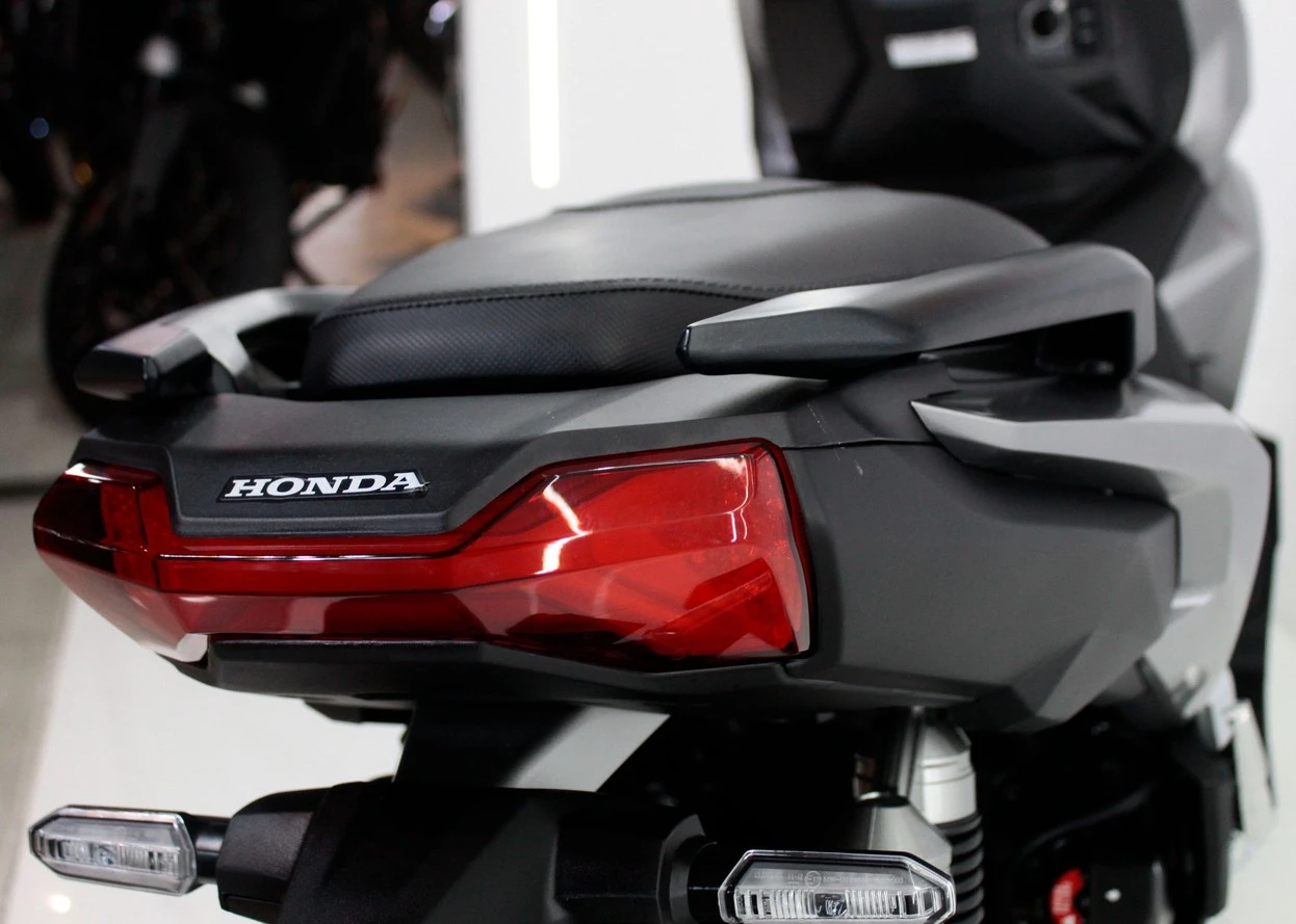 HONDA ADV 160