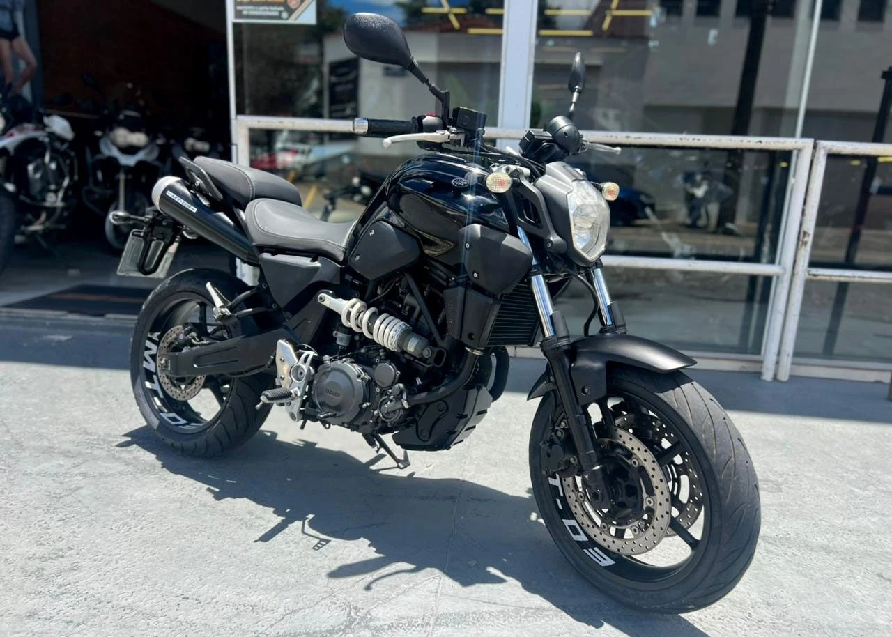YAMAHA MT-03