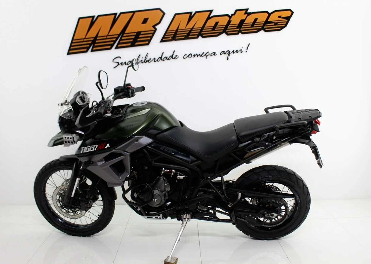 TRIUMPH TIGER 800 XCA