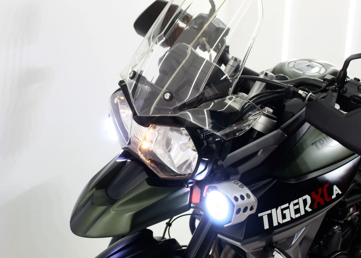 TRIUMPH TIGER 800 XCA