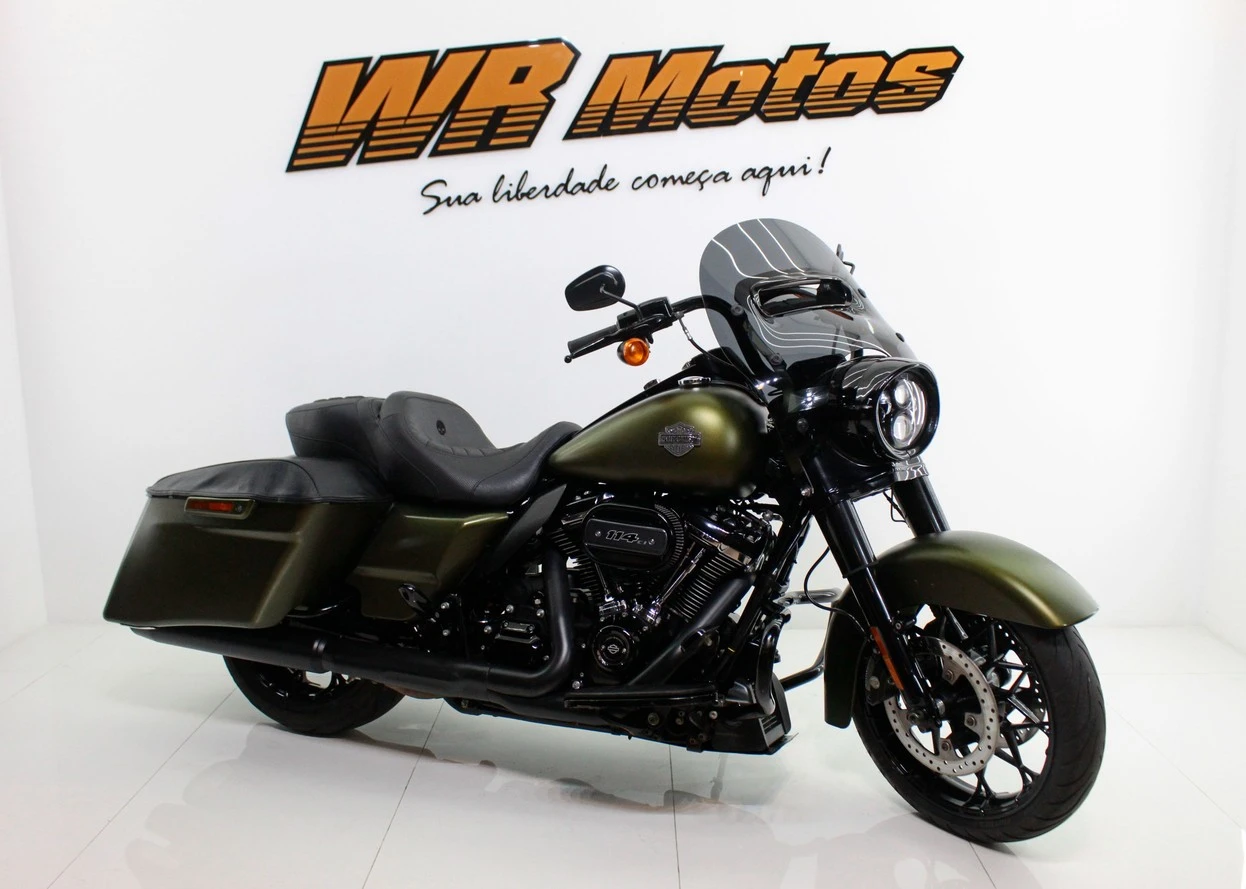 HARLEY-DAVIDSON ROAD KING SPECIAL