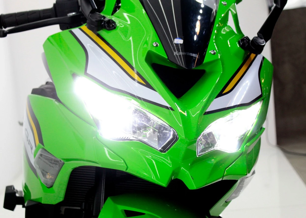 KAWASAKI NINJA ZX-4R