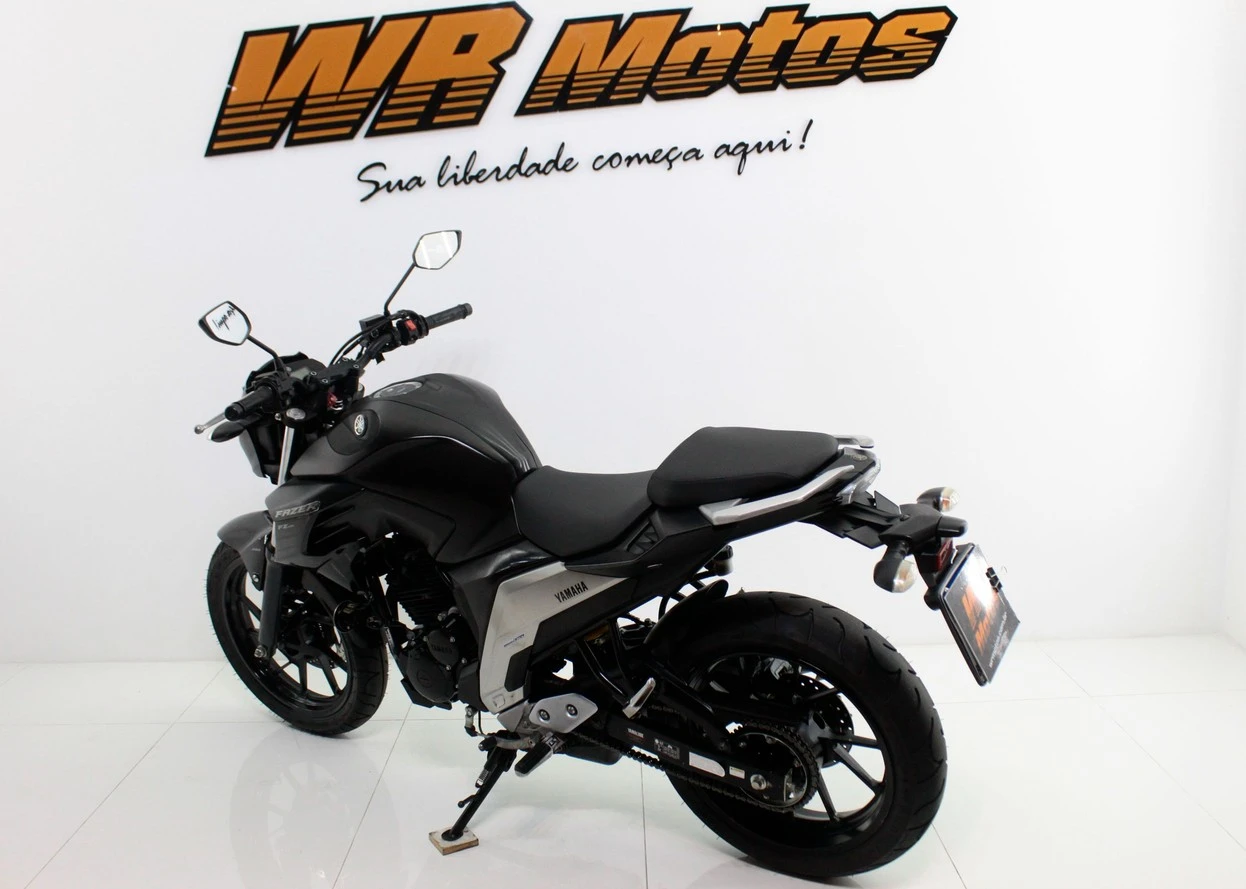 YAMAHA FZ25 FAZER ABS