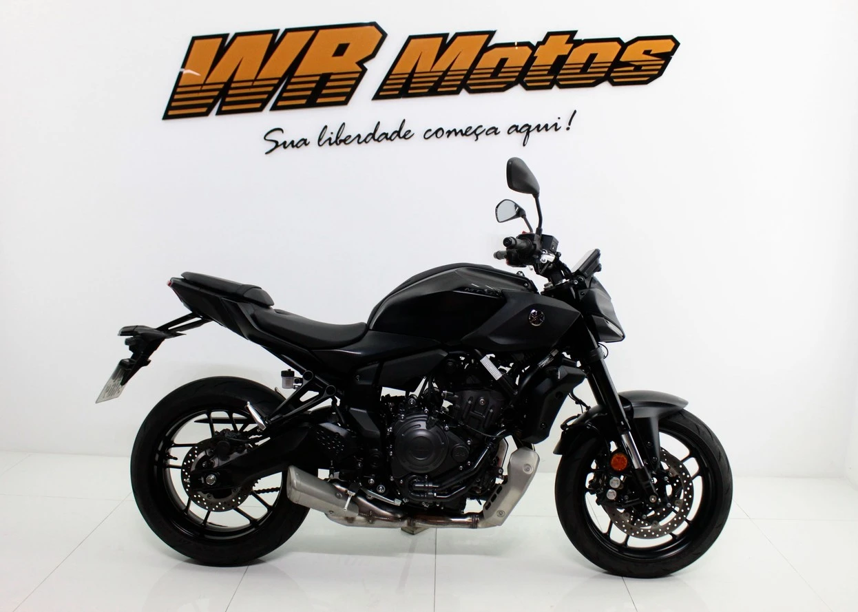 YAMAHA MT-07 CONNECTED ABS
