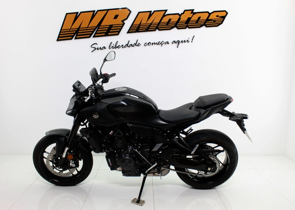YAMAHA MT-07 CONNECTED ABS