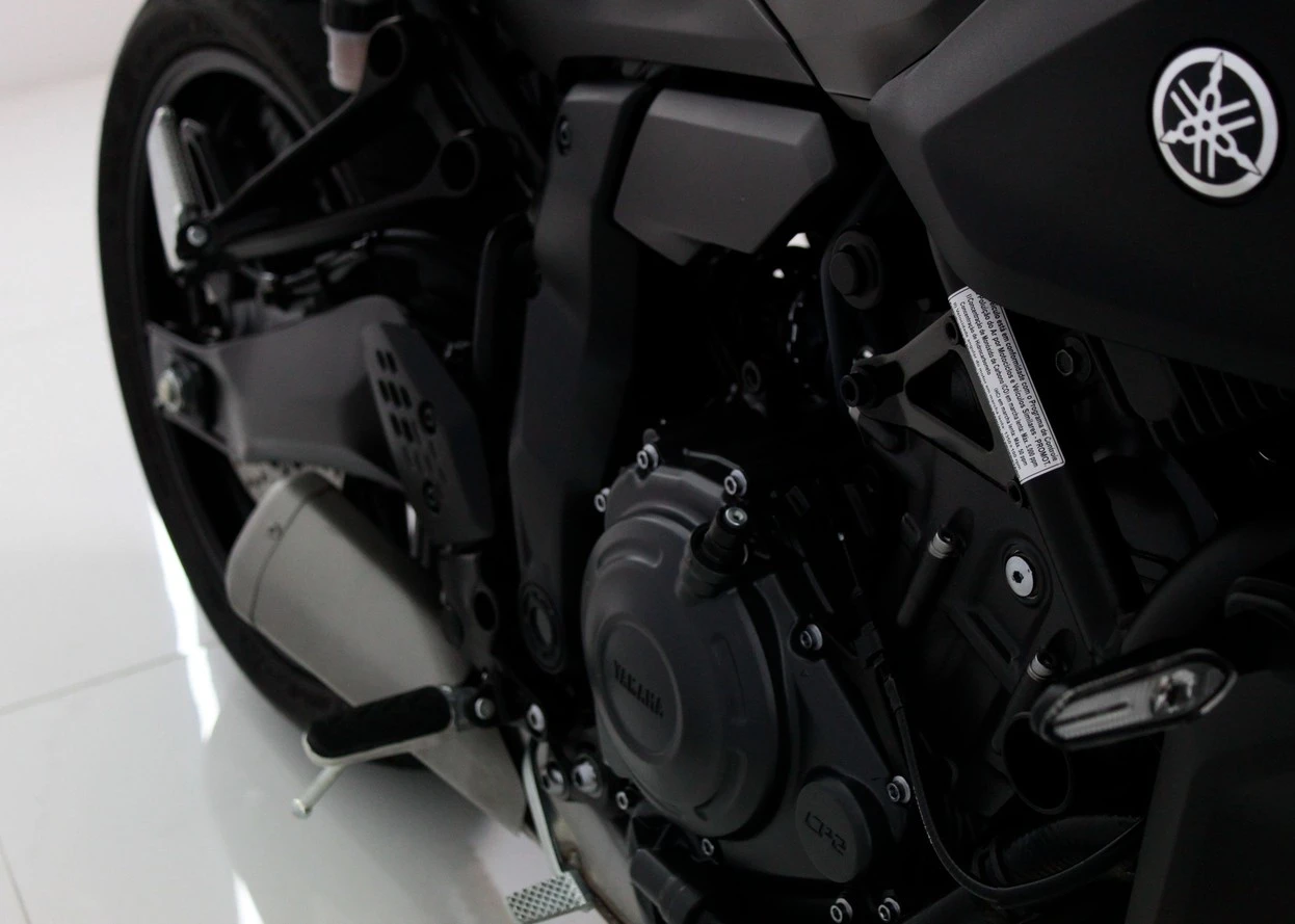 YAMAHA MT-07 CONNECTED ABS
