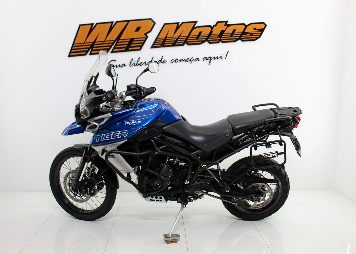 TRIUMPH TIGER 800 XCX