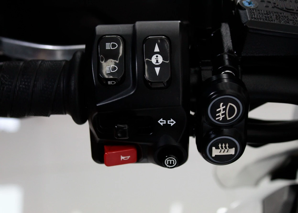 TRIUMPH TIGER EXPLORER XCX