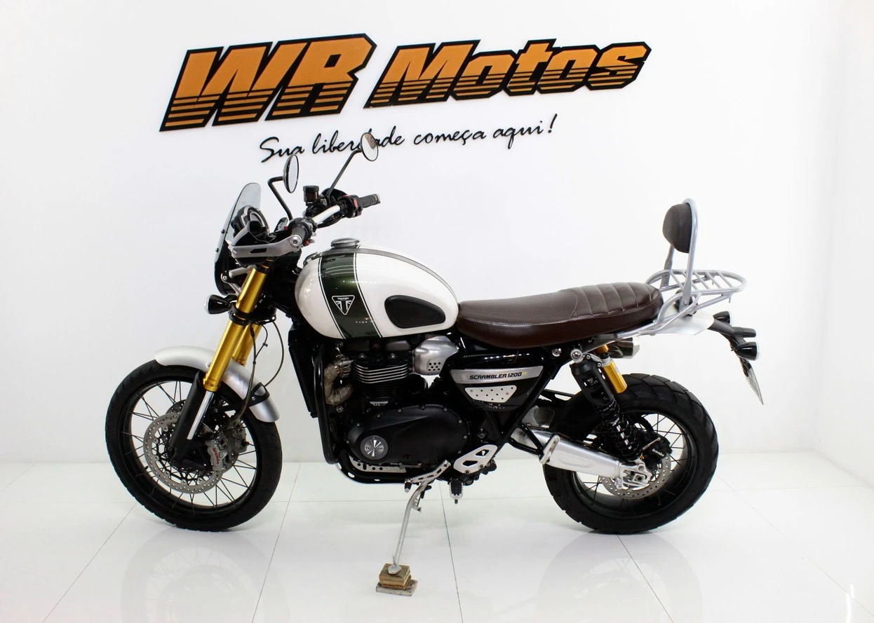 TRIUMPH BONNEVILLE SCRAMBLER 1200 XE