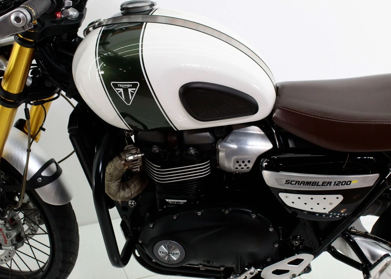 TRIUMPH BONNEVILLE SCRAMBLER 1200 XE