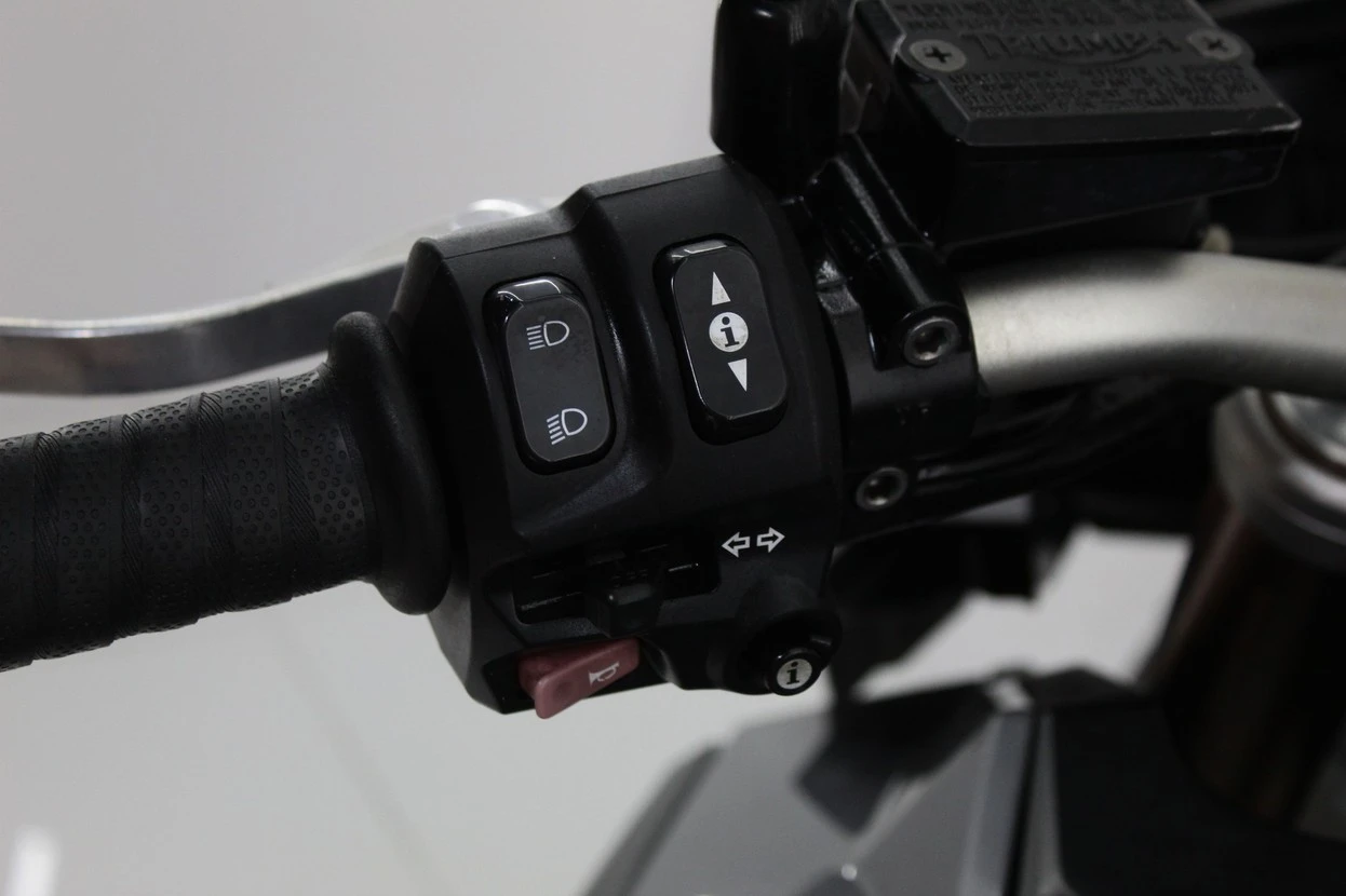 TRIUMPH TIGER EXPLORER ABS