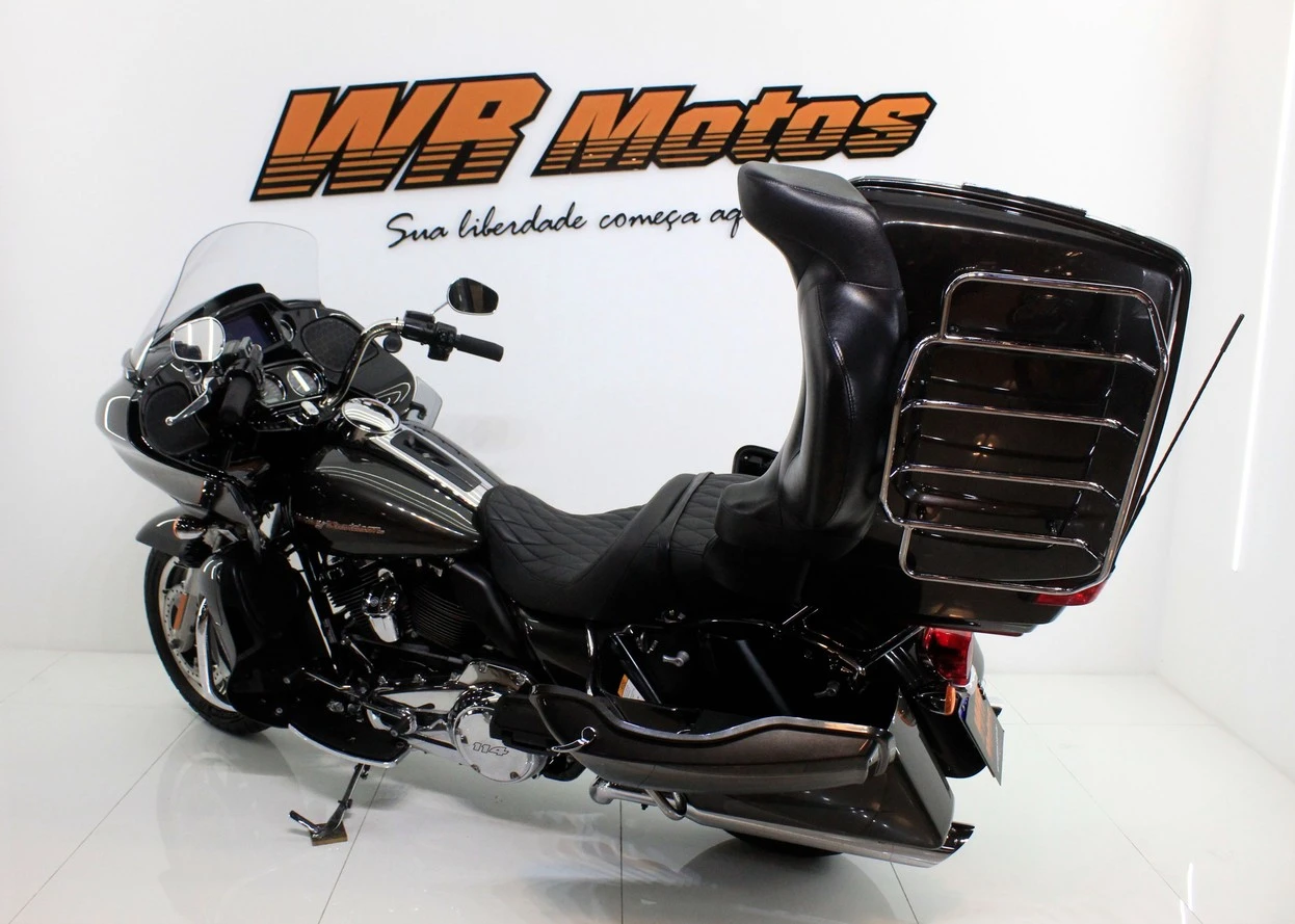 HARLEY-DAVIDSON ROAD GLIDE ULTRA