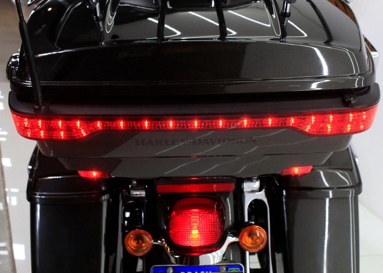 HARLEY-DAVIDSON ROAD GLIDE ULTRA