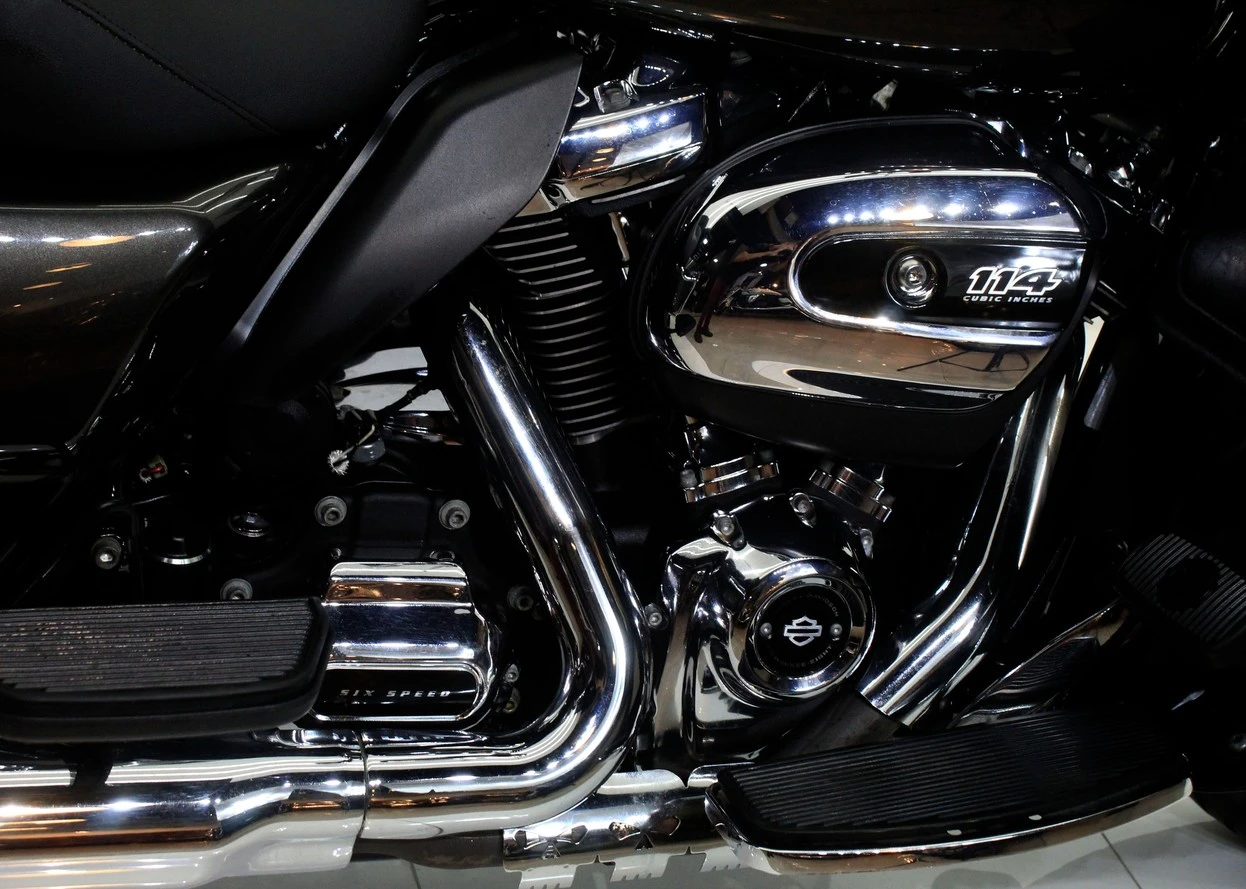 HARLEY-DAVIDSON ROAD GLIDE ULTRA