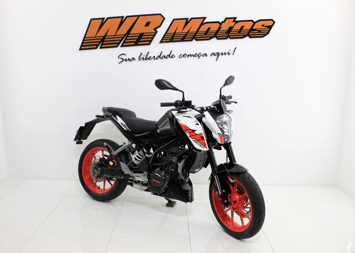KTM DUKE 200