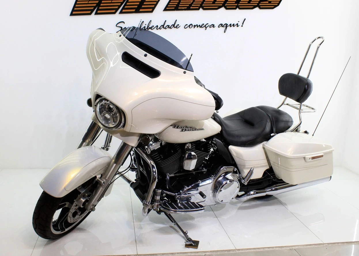 HARLEY-DAVIDSON STREET GLIDE SPECIAL