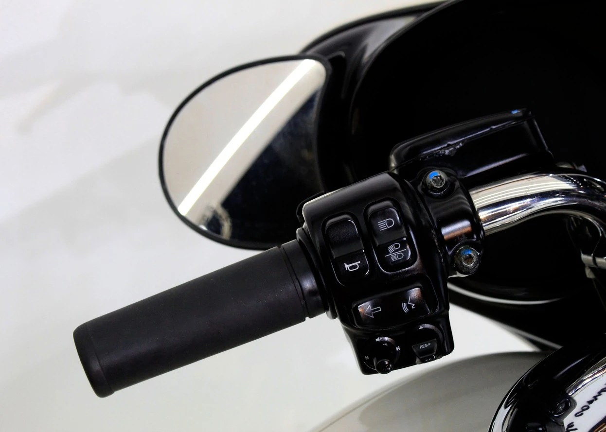 HARLEY-DAVIDSON STREET GLIDE SPECIAL