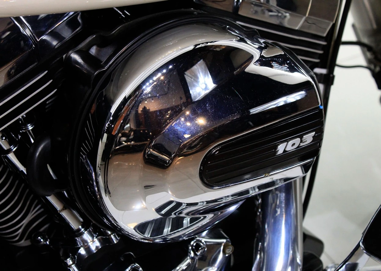 HARLEY-DAVIDSON STREET GLIDE SPECIAL