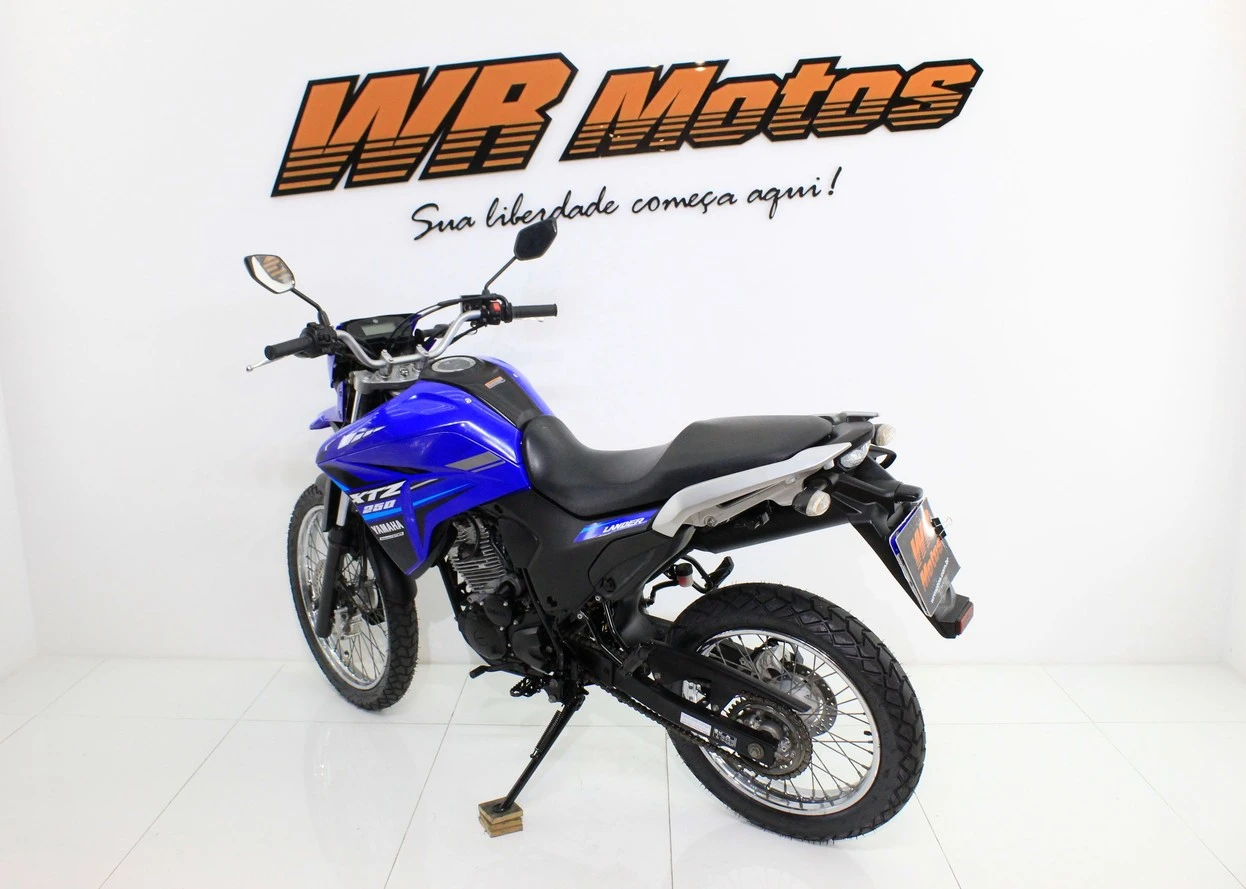 YAMAHA XTZ 250 LANDER CONNECTED