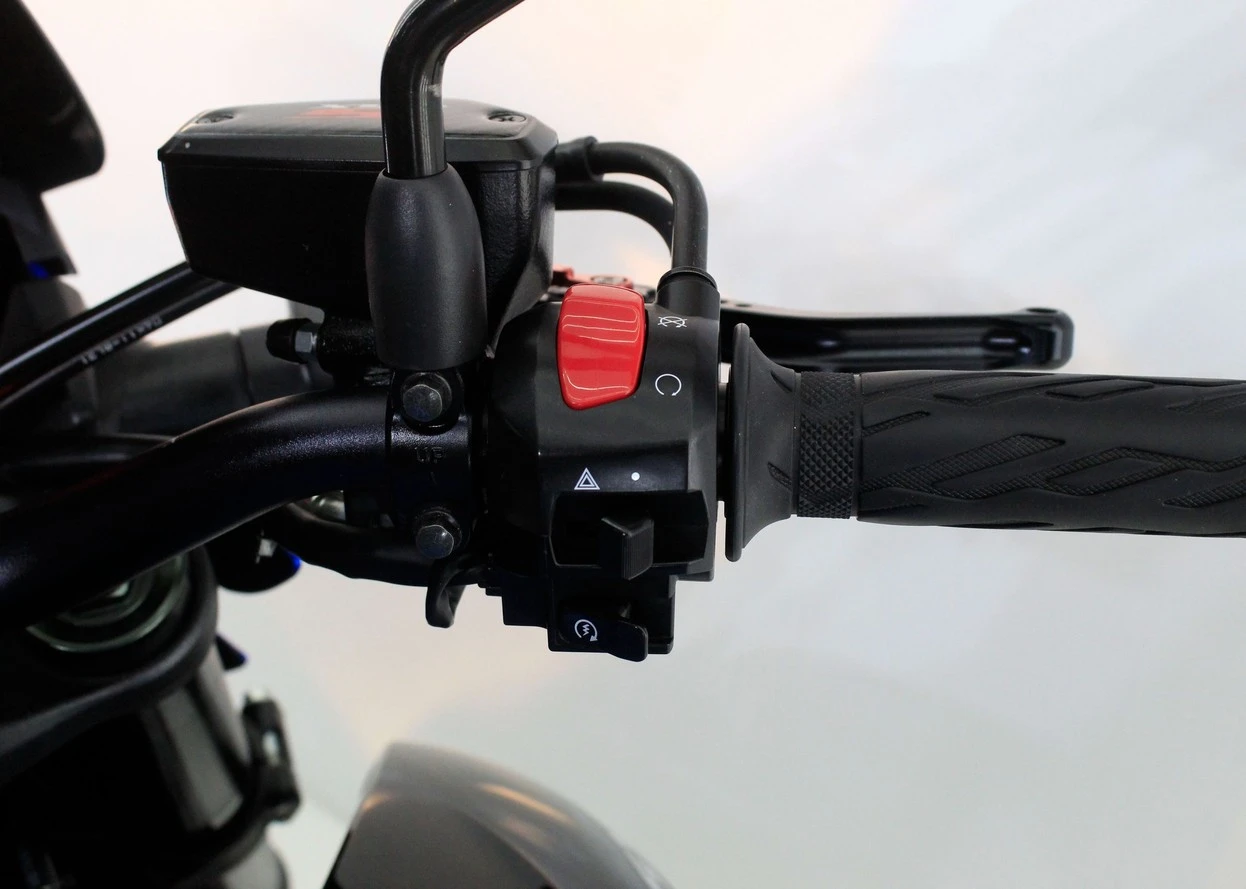 SUZUKI GSX S1000 ABS