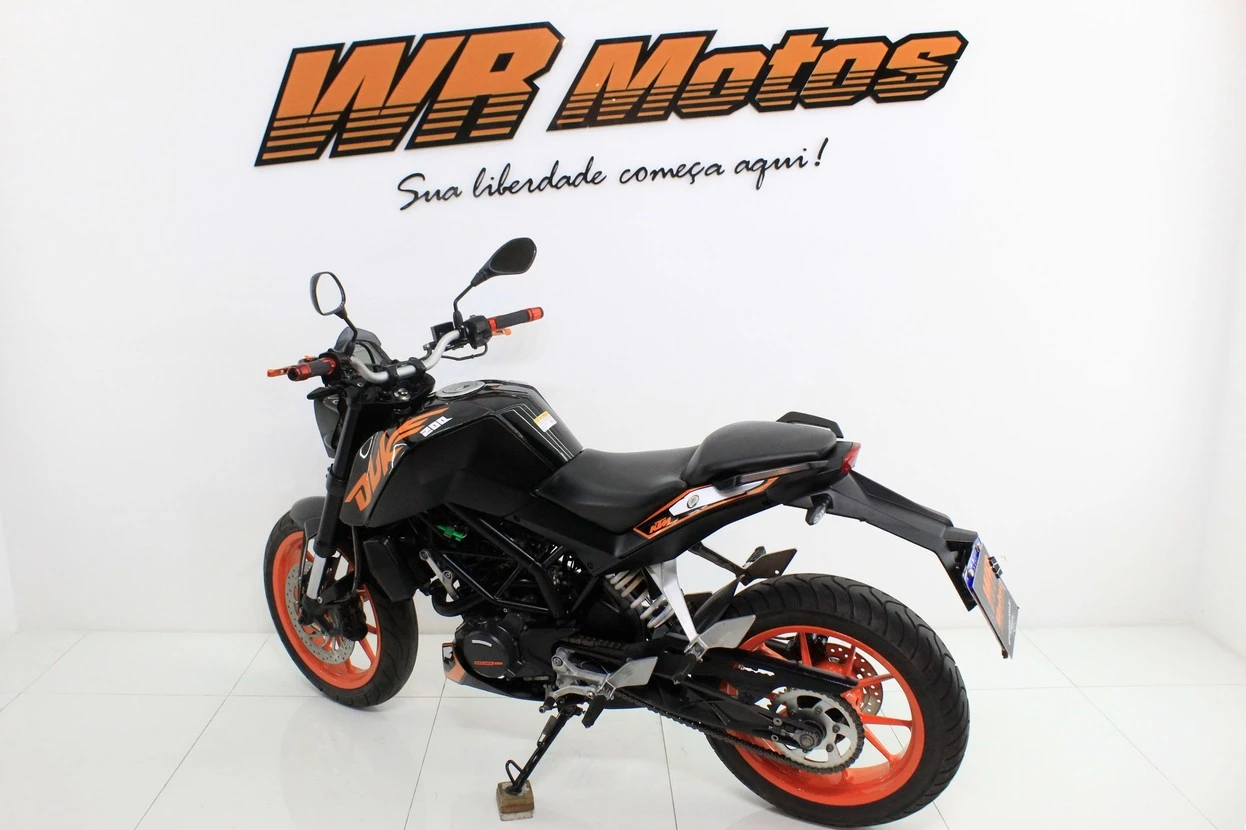KTM DUKE 200