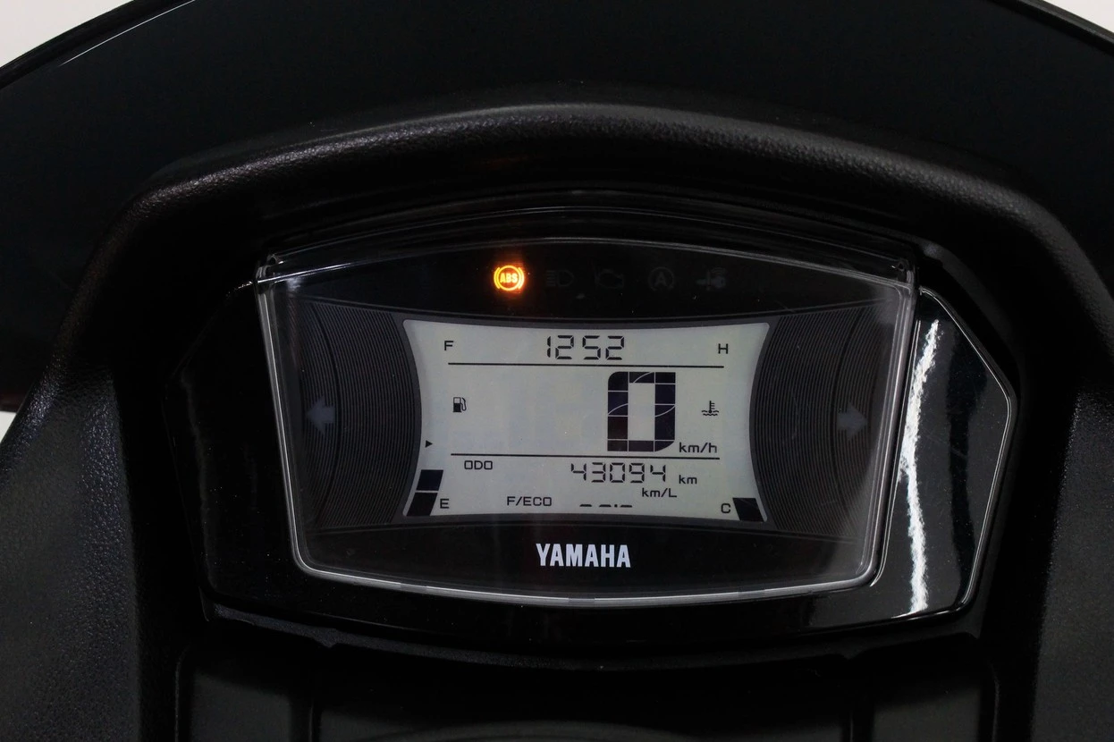 YAMAHA NMAX 160 ABS