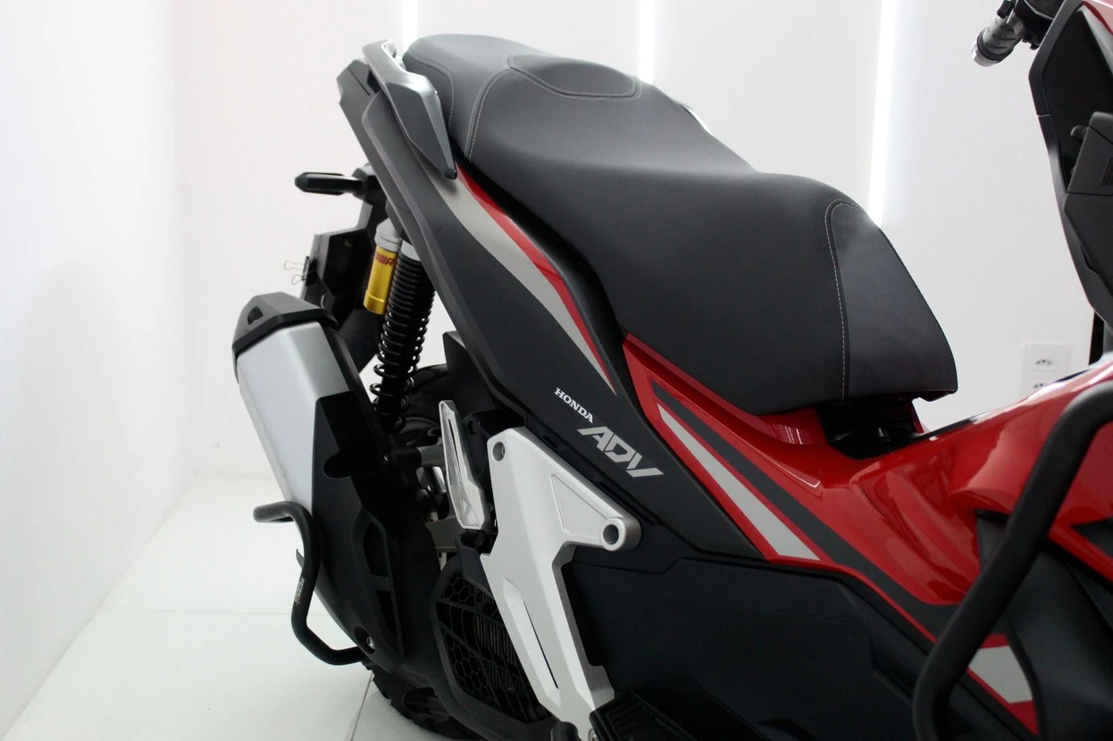 HONDA ADV 150