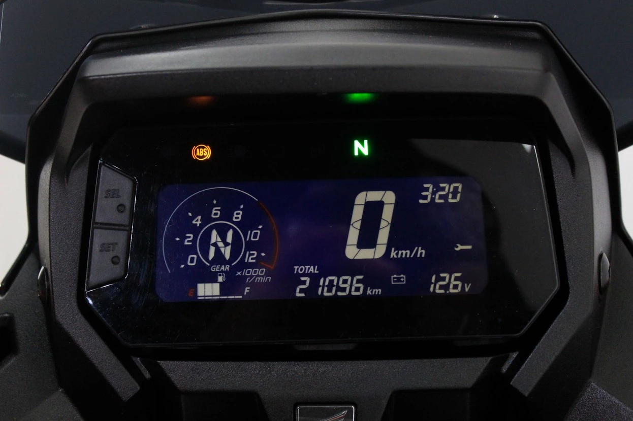 HONDA XRE 300 SAHARA RALLY