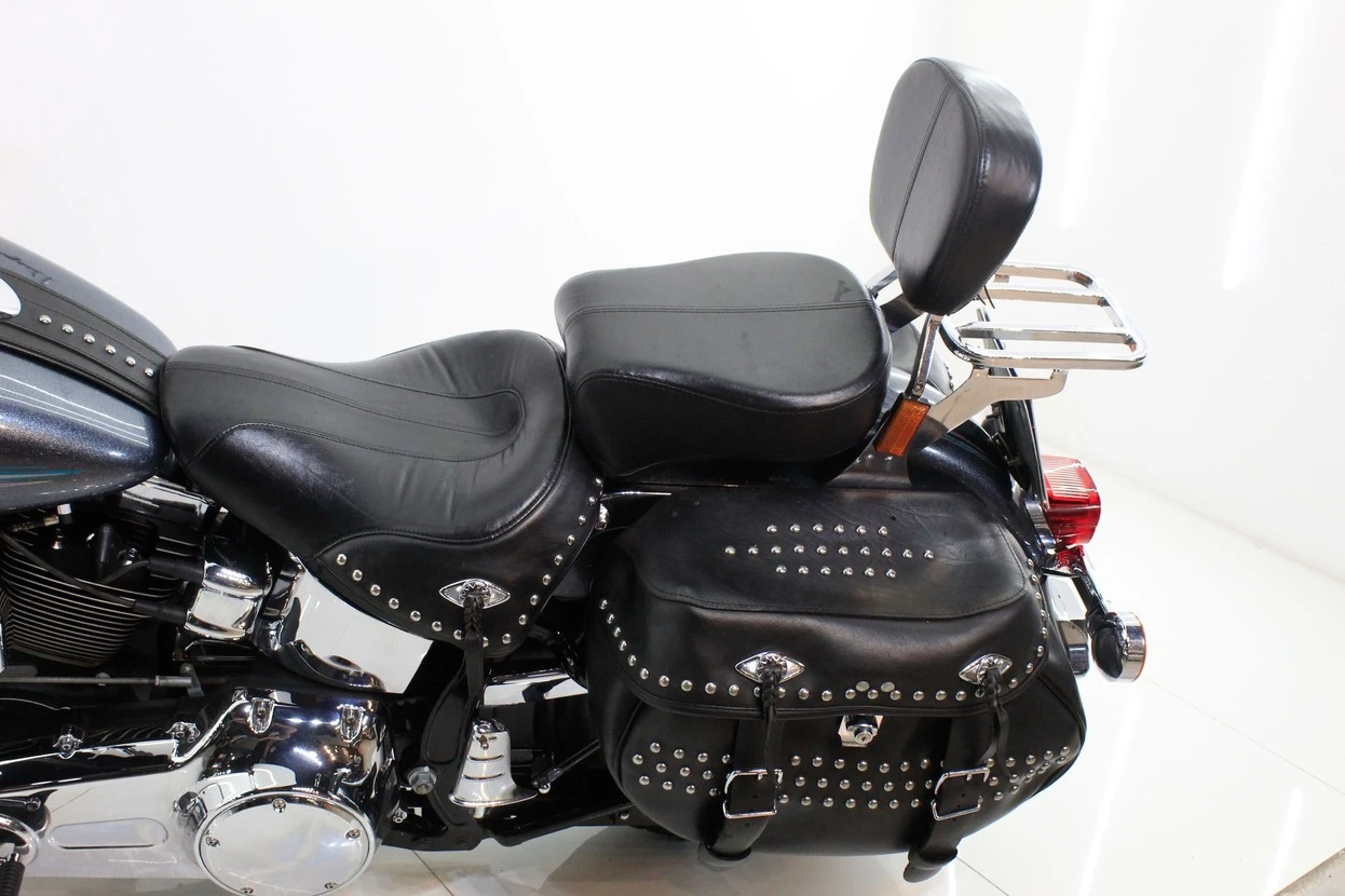 HARLEY-DAVIDSON SOFTAIL HERITAGE CLASSIC 114