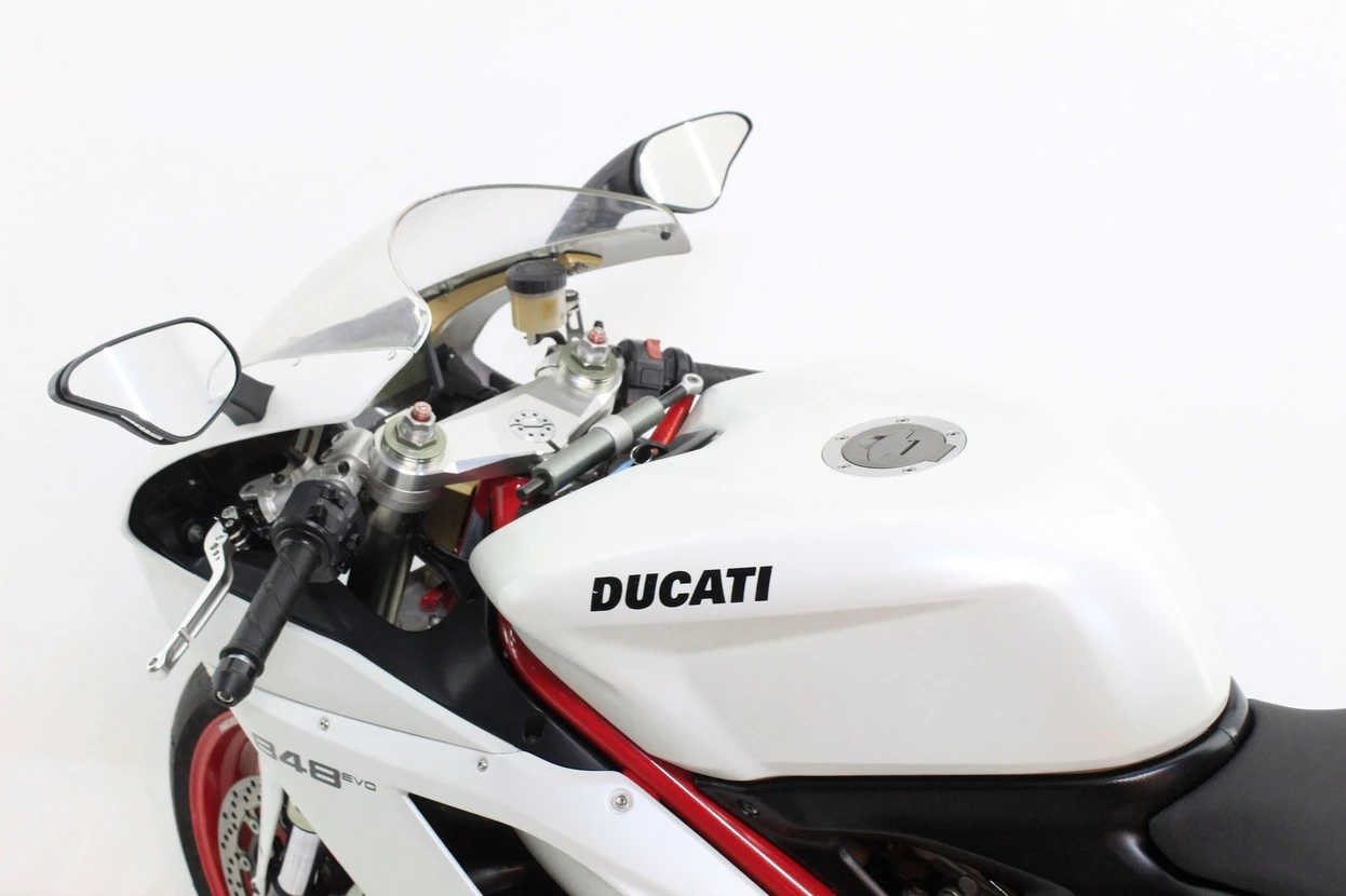 DUCATI SUPERBIKE 848 EVO