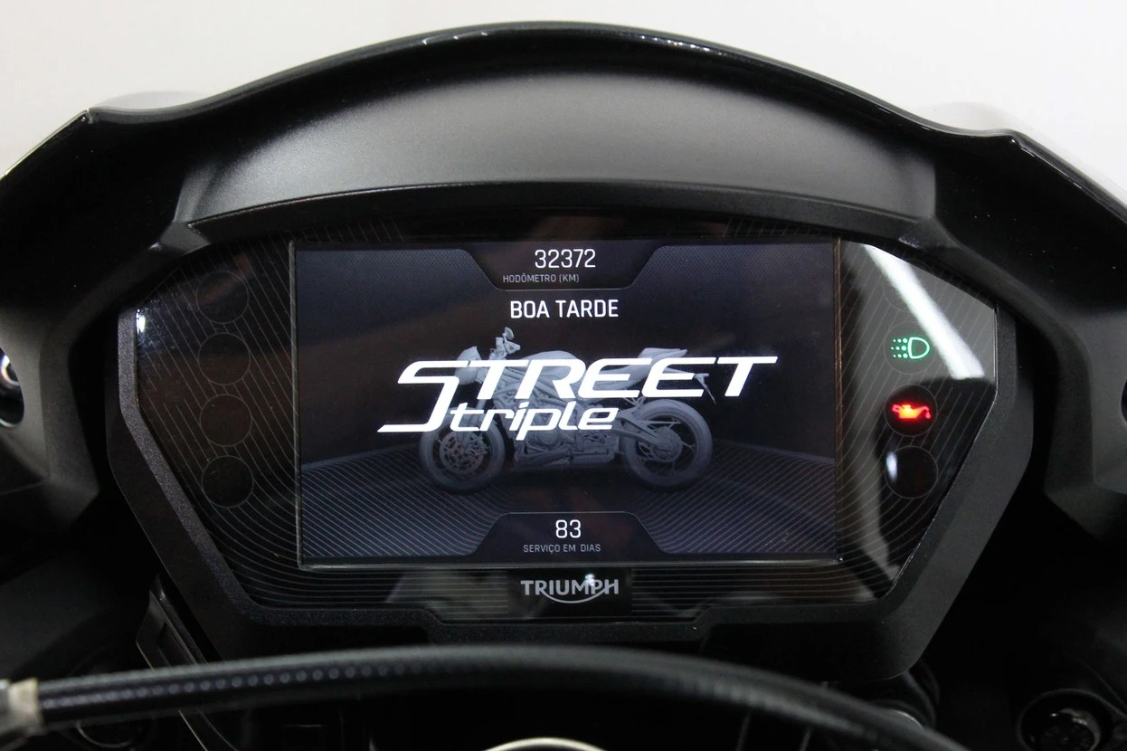 TRIUMPH STREET TRIPLE 765 RS