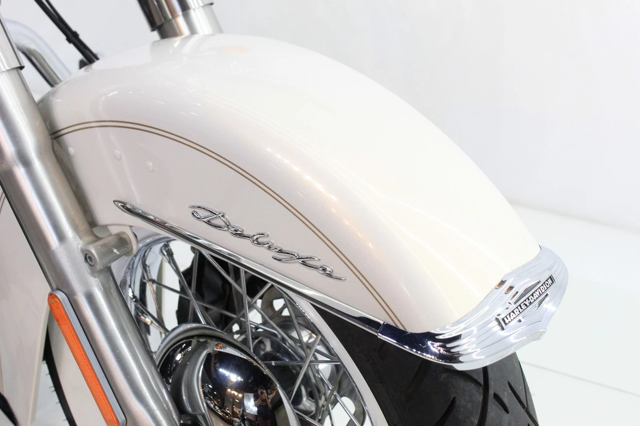 HARLEY-DAVIDSON SOFTAIL DELUXE