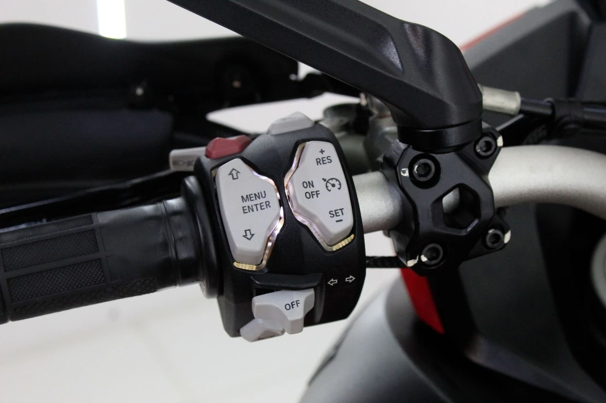 DUCATI MULTISTRADA 1200S