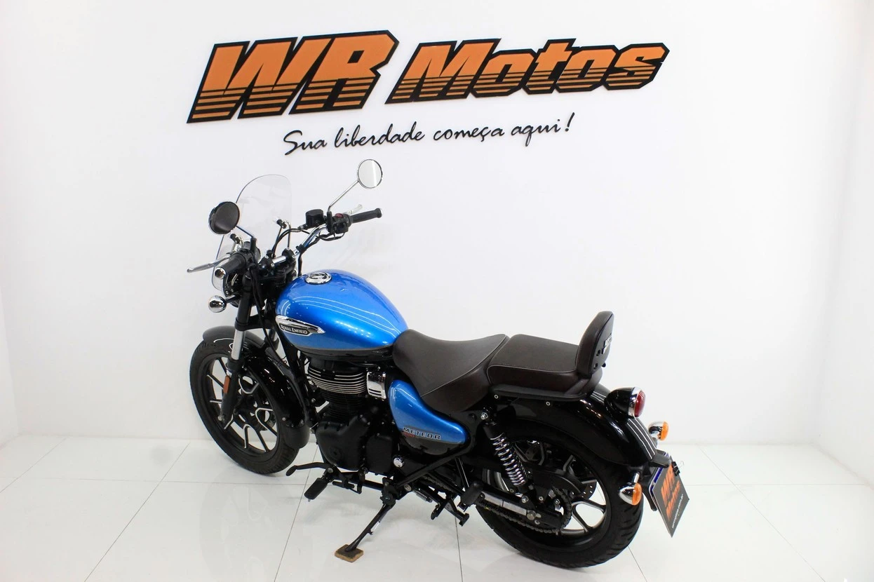 ROYAL ENFIELD METEOR 350 SUPERNOVA