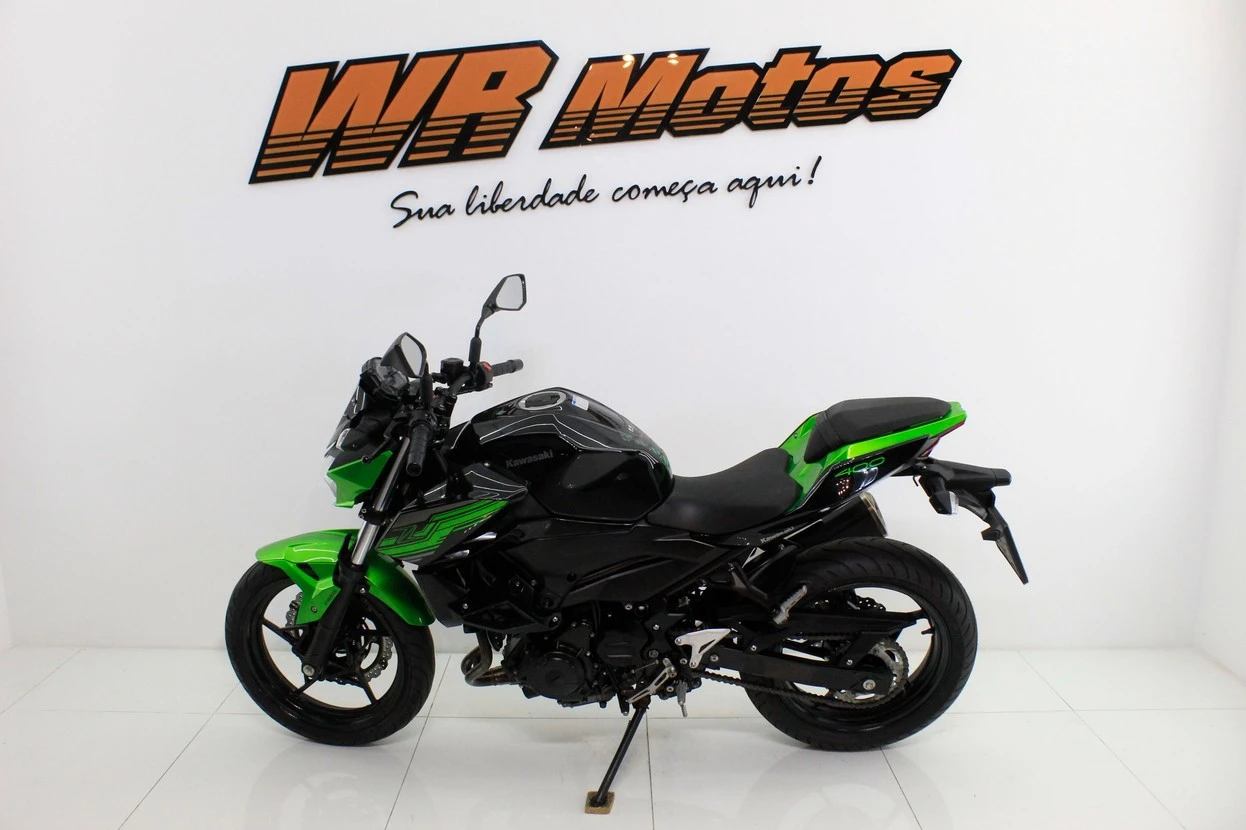 KAWASAKI Z400