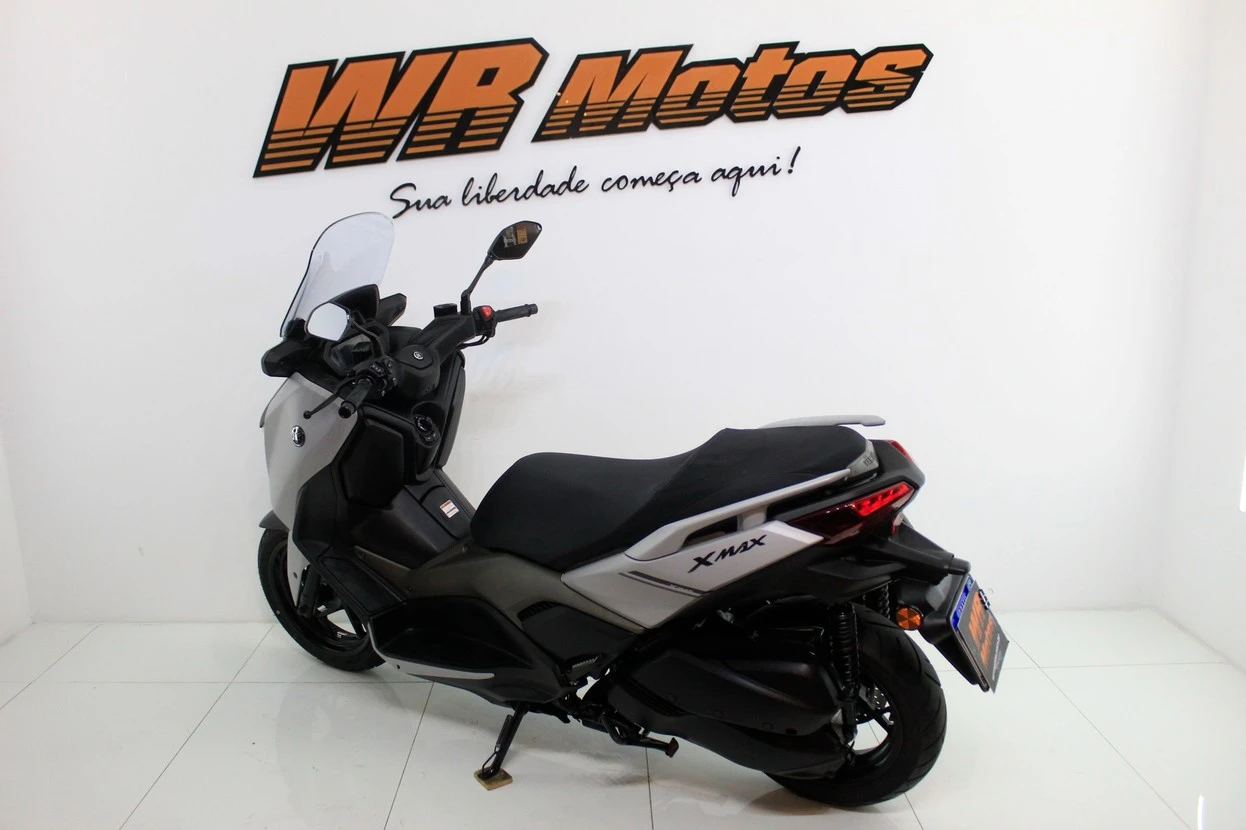 YAMAHA XMAX 250 CONNECTED ABS
