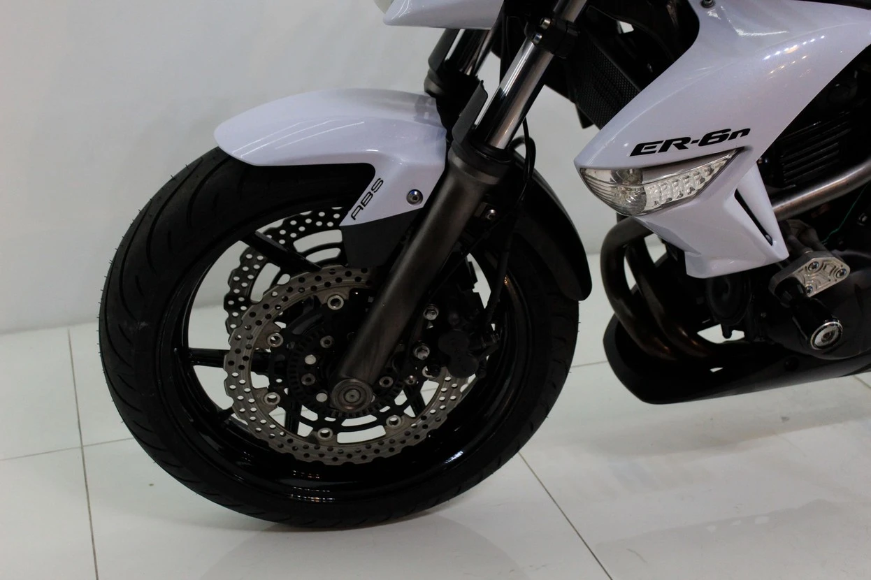 KAWASAKI ER-6N ABS