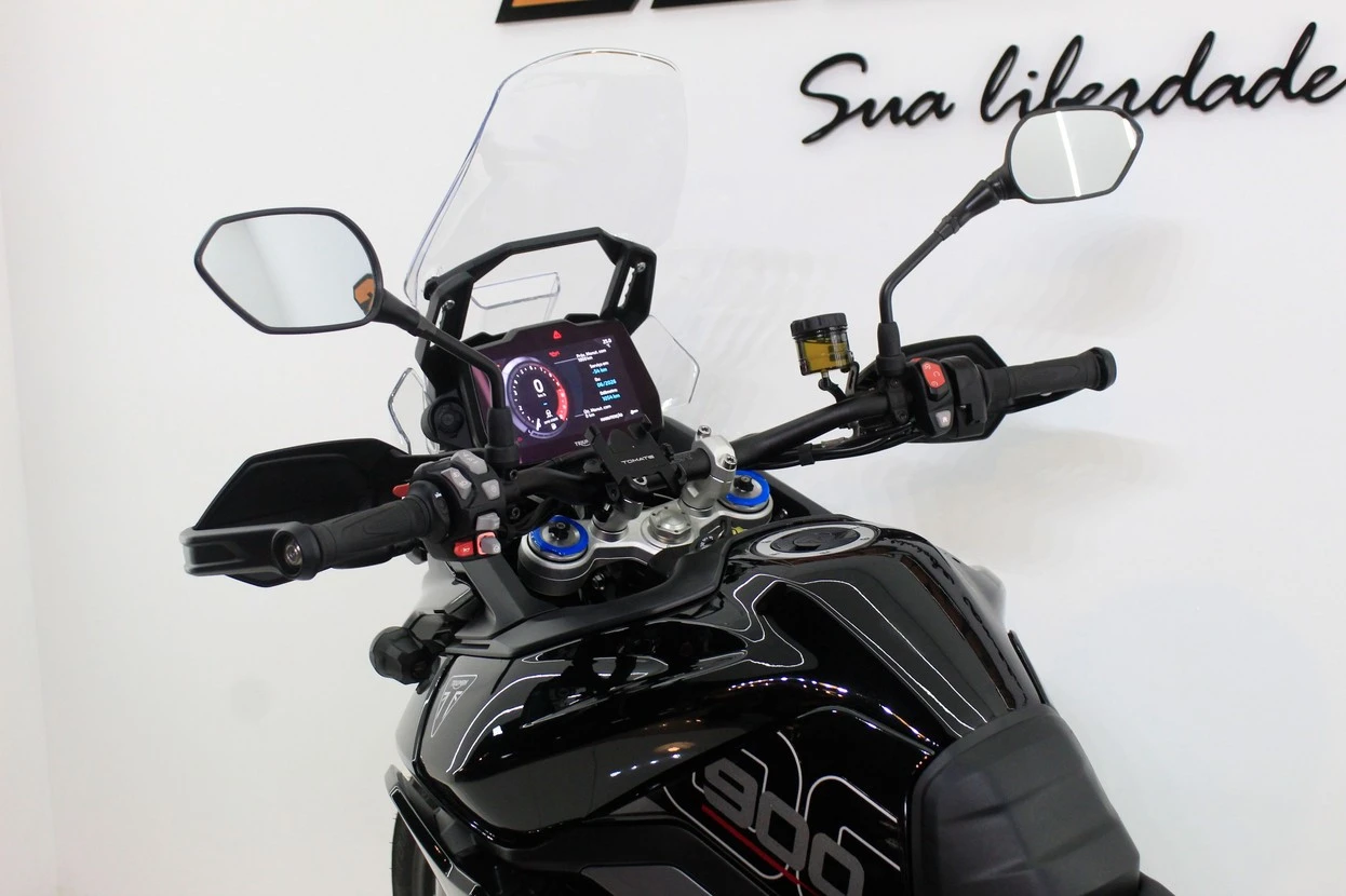 TRIUMPH TIGER 900 GT PRO