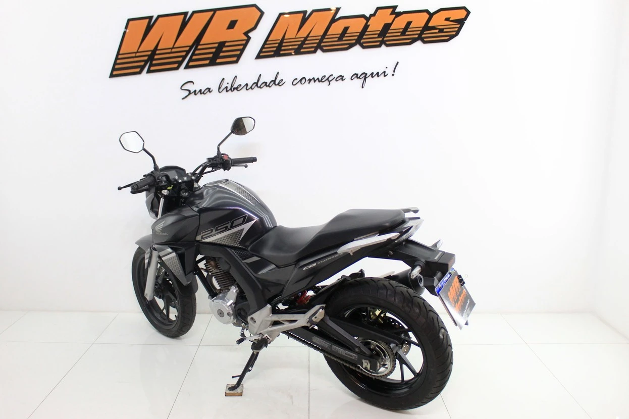 HONDA CB 250F TWISTER ABS