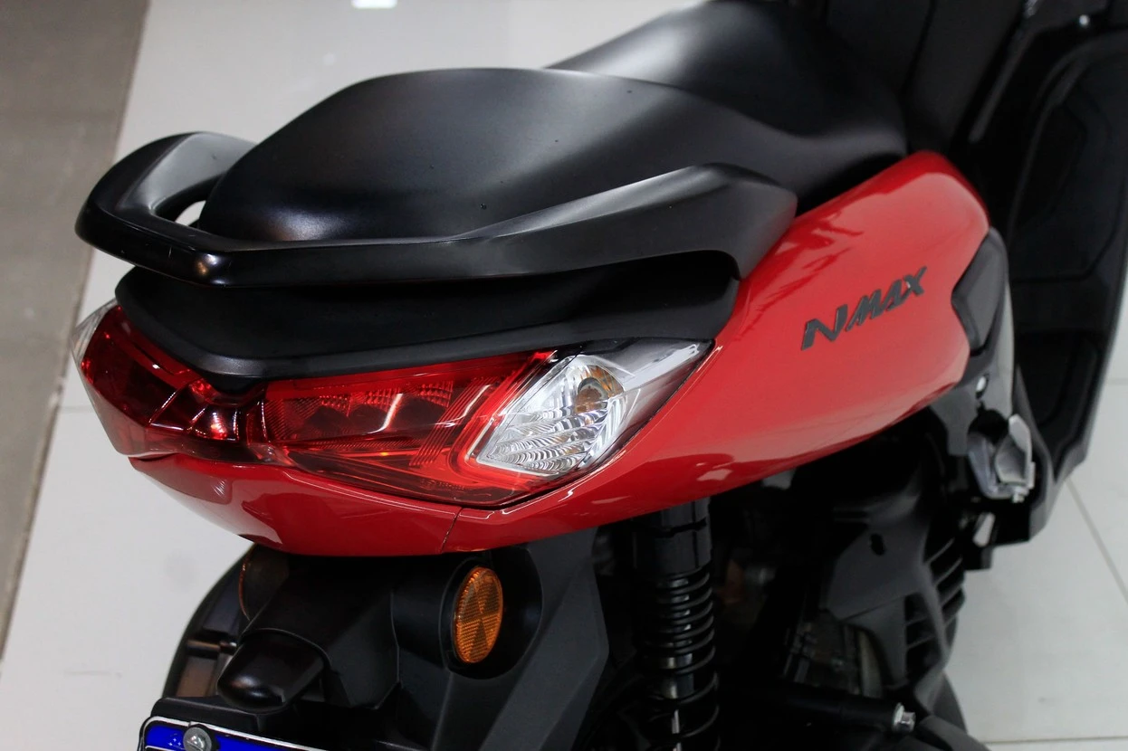 YAMAHA NMAX CONNECTED 160 ABS