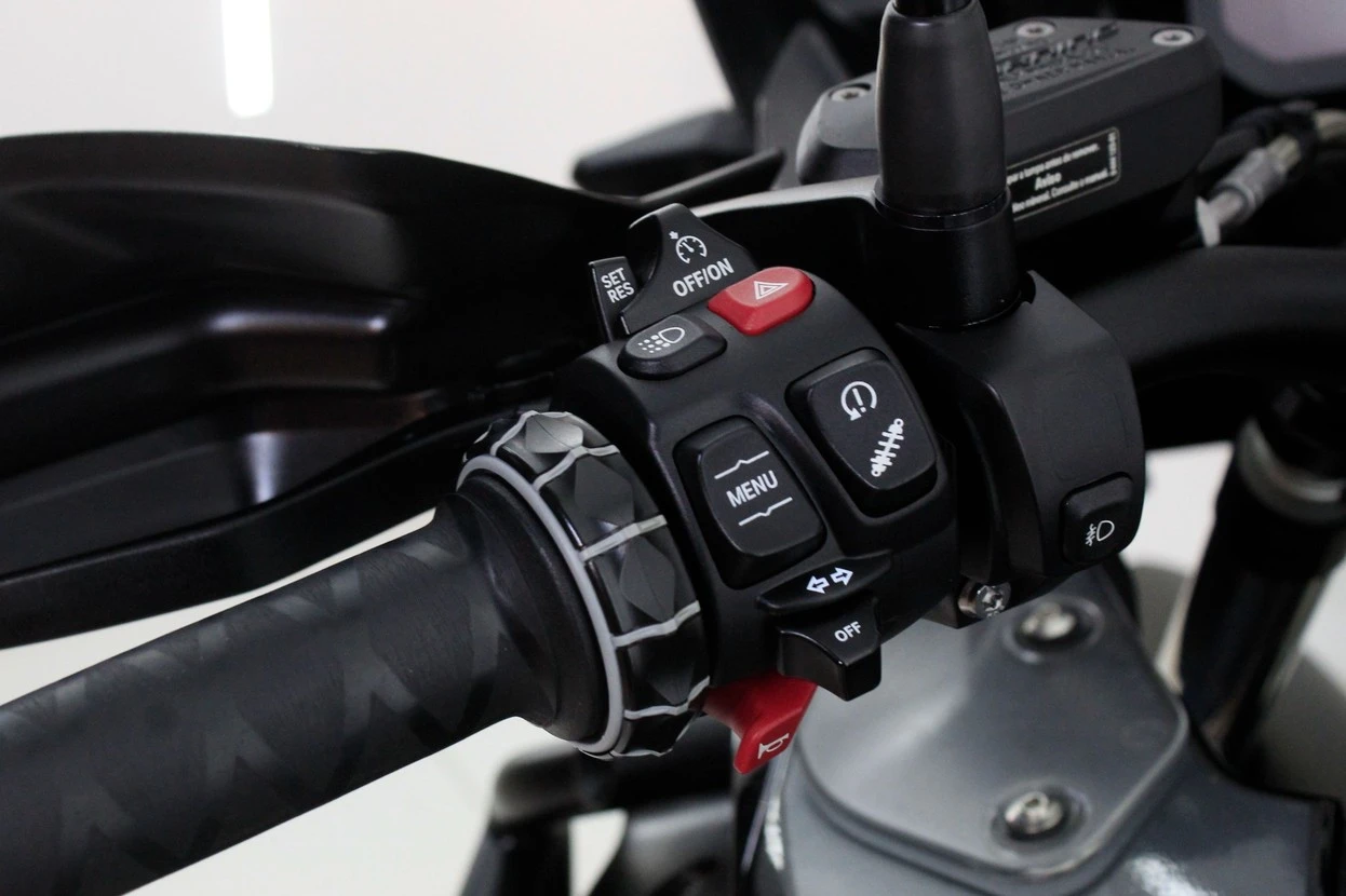 BMW R 1250 GS ADVENTURE TRIPLE BLACK